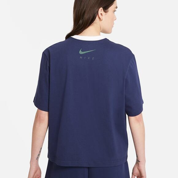 Nike Women's Boxy T-Shirt Midnight Navy The Shoe Company of Champions NWT - Picture 4 of 12